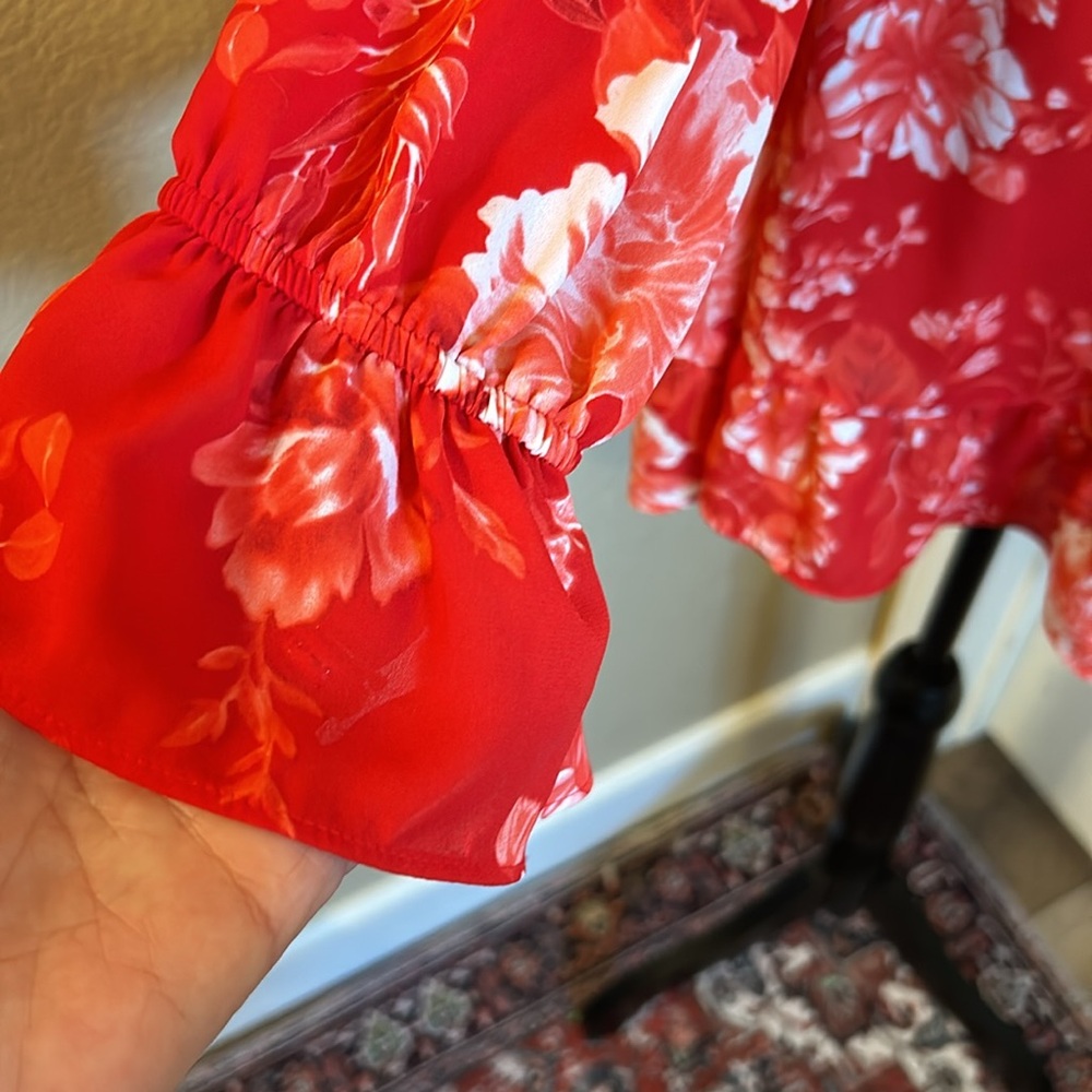 INC floral peplum top - Picture 2 of 7
